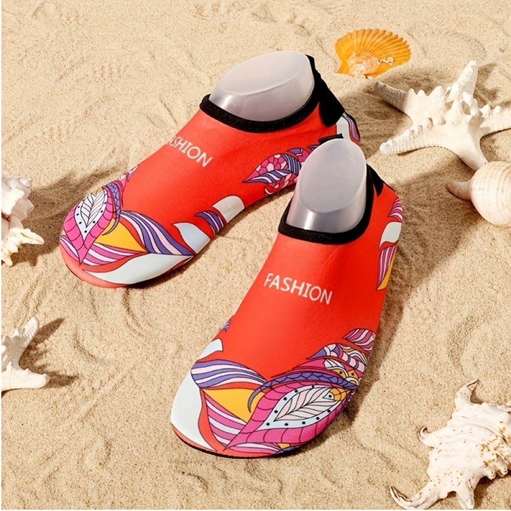 Leaf & Letter Graphic Fashion Water Socks, Non-slip Lightweight Quick-drying Sports Shoes For Adults, Suitable For Swimming Diving Boating Leaf & Letter Graphic Fashion Water Socks, Non-slip Lightweight Quick-drying Sports Shoes For Adults, Suitable For Swimming Diving Boating